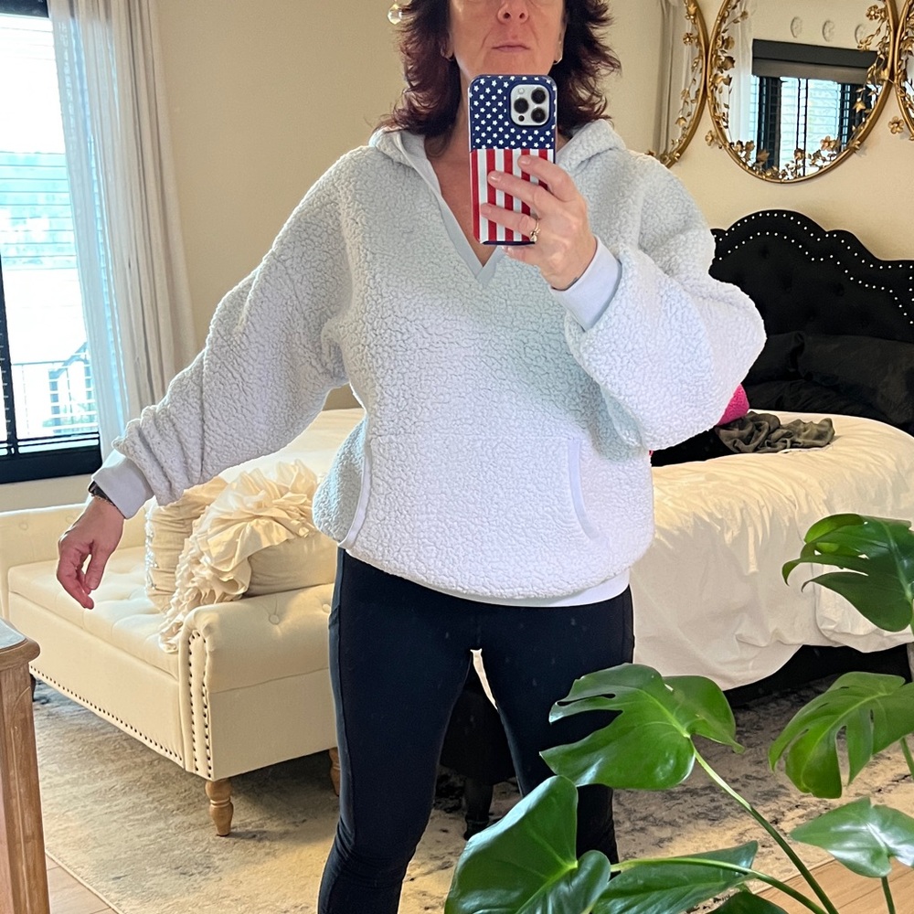 Victorias Secret Pink sherpa hoodie. Size M